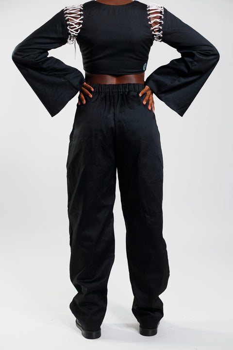 Loose Fit Cargo Trousers – Cargo Black / Deep Red - Female